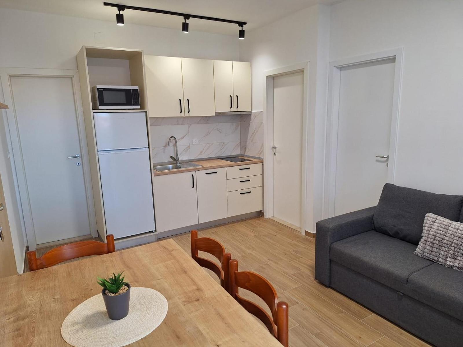 Apartmani Marino بريفلاكا المظهر الخارجي الصورة